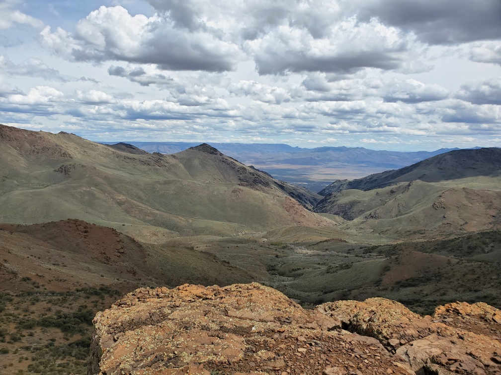 DT-018-2022-05-16 View back from  Pueblo Mtn Ridge